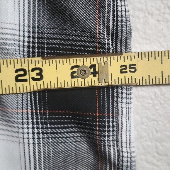Dixxon Flannel Company Shirt Mens XL Black White Ross Alley Bamboo Blend Plaid - Picture 10 of 10